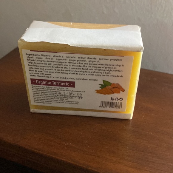 Tumeric soap - Picture 2 of 4